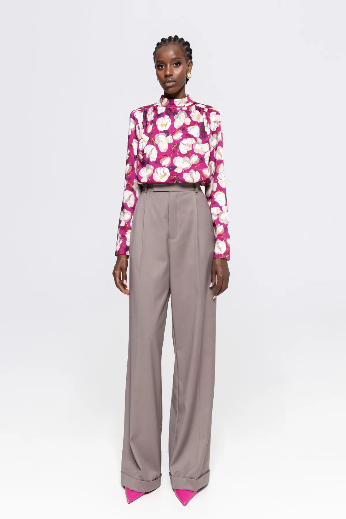 Clearance Floral- satin top Tops