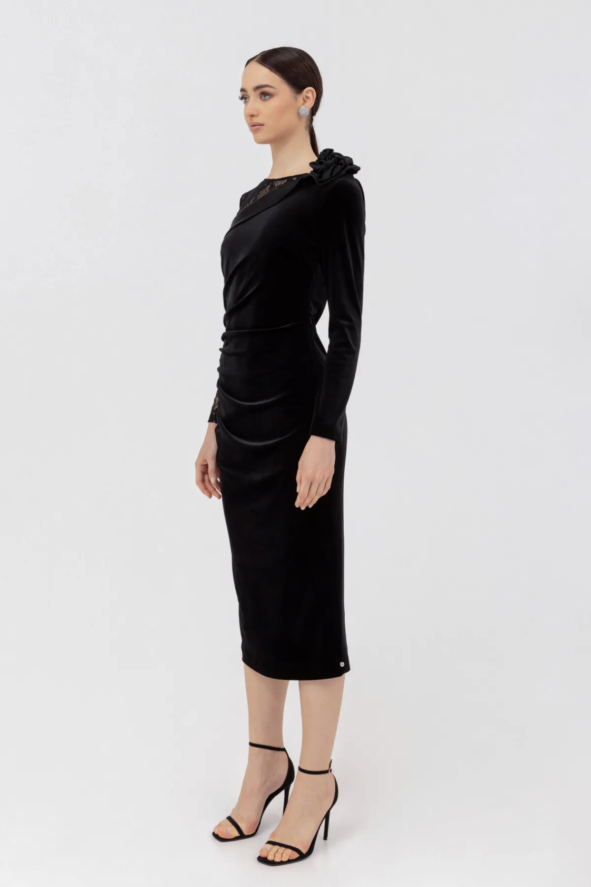 Fashion Lace insert velvet midi dress Dresses