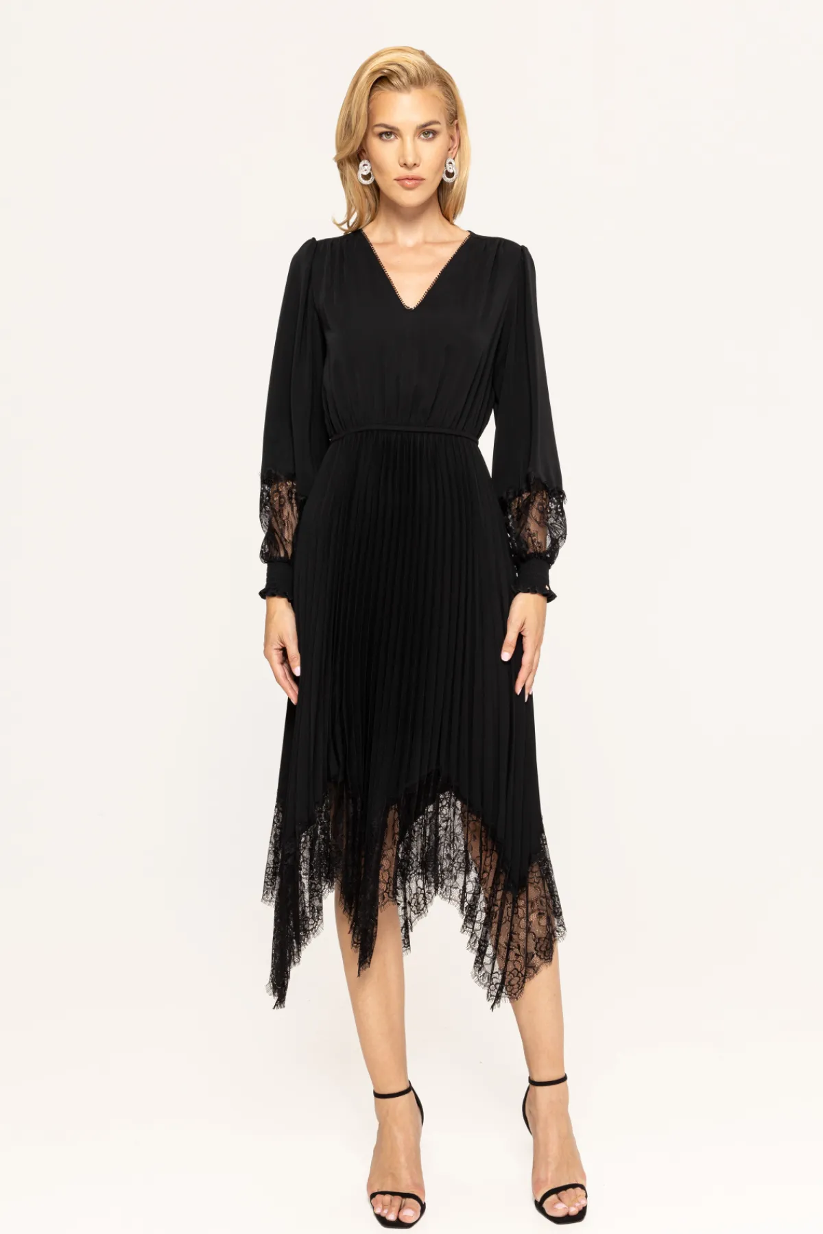 Outlet Lace-trimmed pleated dress Dresses