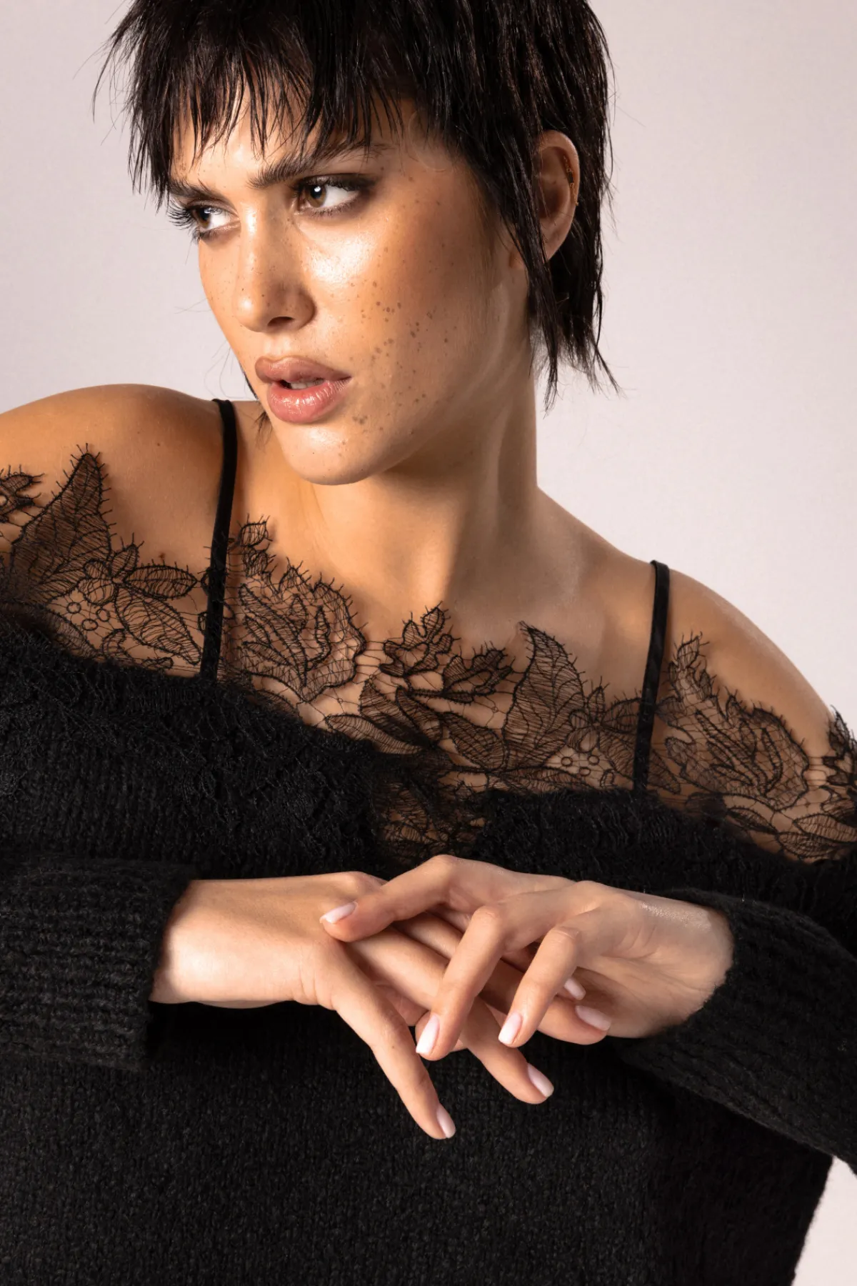 Fashion Off shoulder knitted top Knitwear