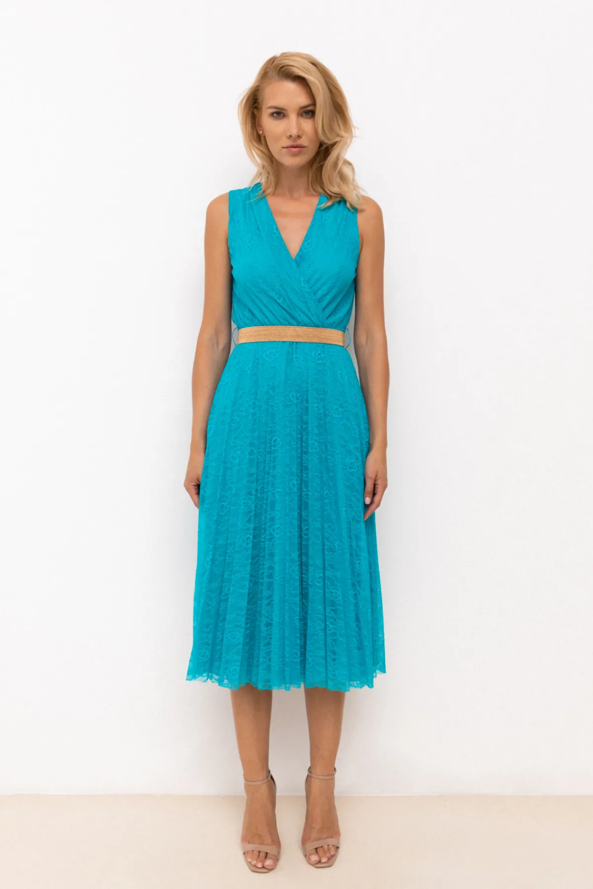 Discount V-neck lace dress Dresses